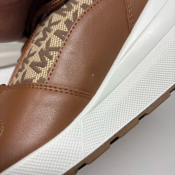 MICHAEL Michael Kors All Over Platform Logo Sneakers Size 8.5 NWOT - Picture 10 of 12